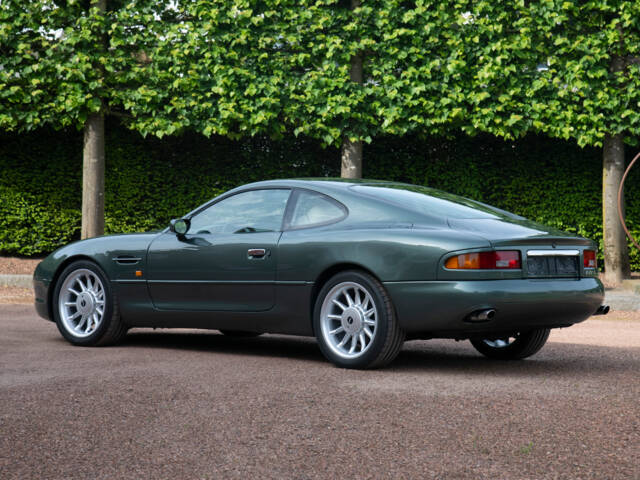 Aston Martin DB 7
