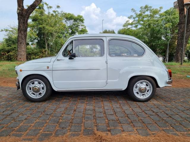 FIAT 600 D