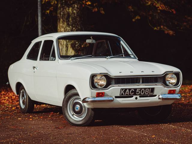 Image 1/8 of Ford Escort 1300L (1972)