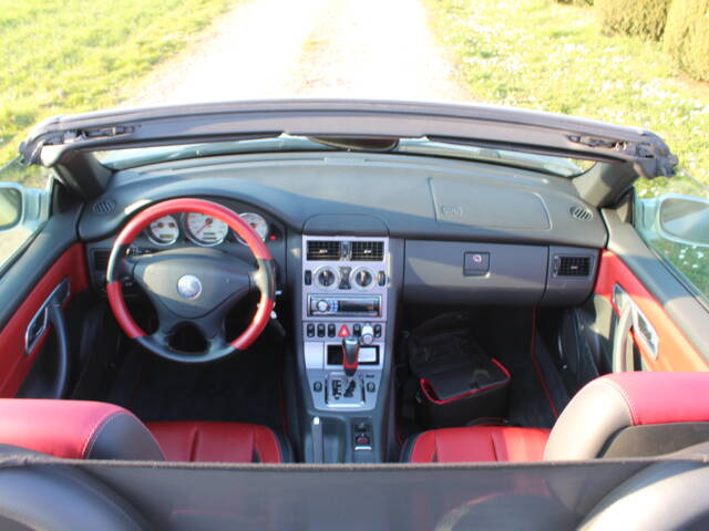 Mercedes-Benz SLK 320