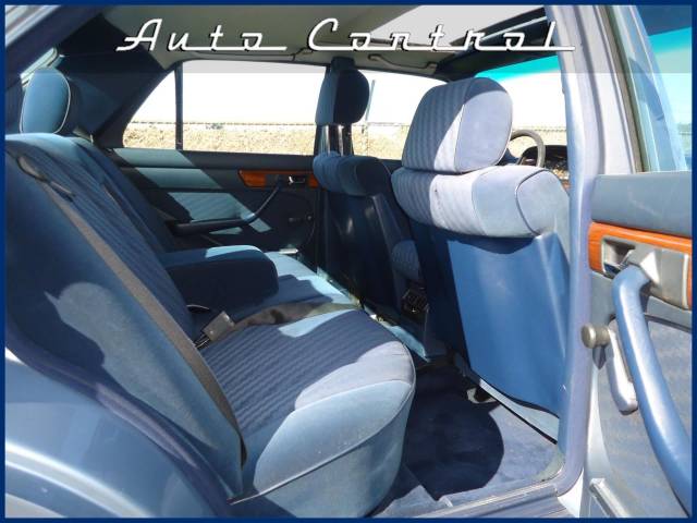 Mercedes-Benz 280 S