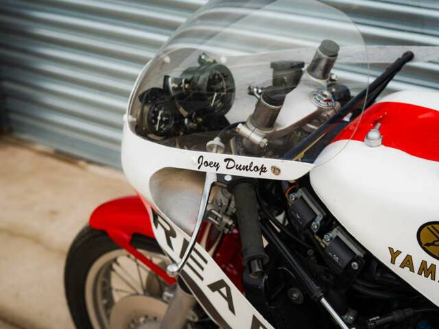 Yamaha TZ 750