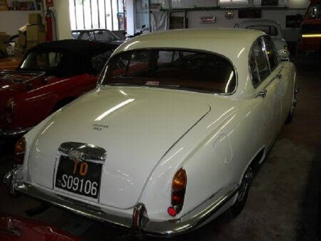 Jaguar Mk II 3.8