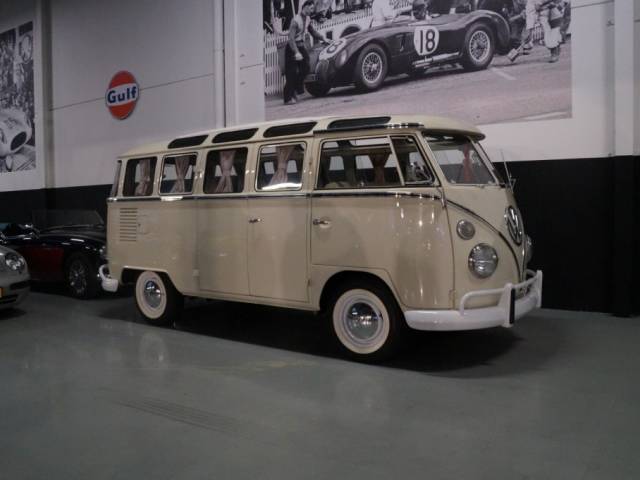 Image 1/46 of Volkswagen T1 Brasil &quot;Samba&quot; (1972)