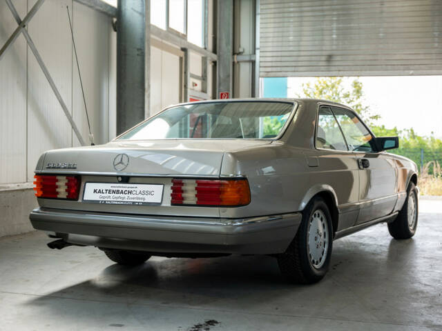 Mercedes-Benz 560 SEC