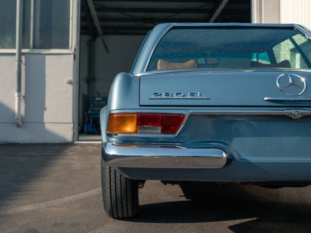 Mercedes-Benz 280 SL