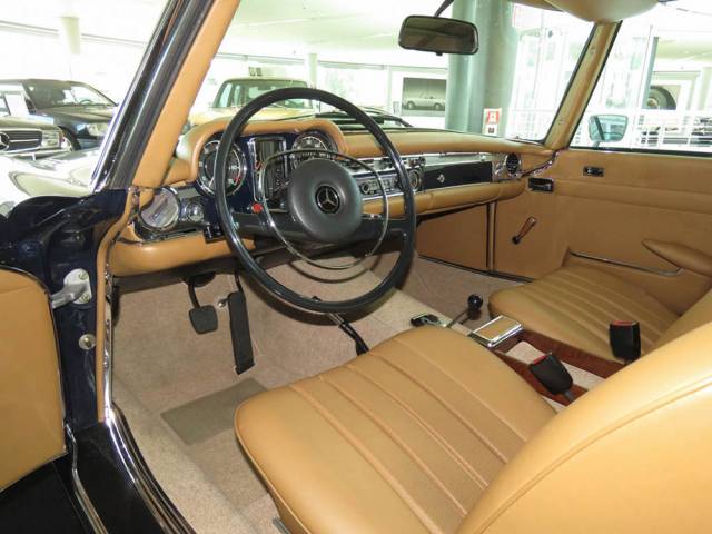 Mercedes-Benz 280 SL