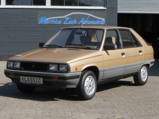 Immagine 1/28 di Renault R 11 TSE (1983)