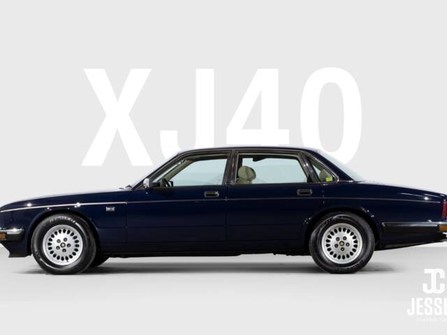 Imagen 1/37 de Jaguar Sovereign 3.6 (1988)