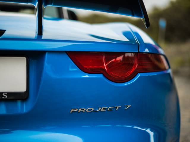 Jaguar F-Type Project 7
