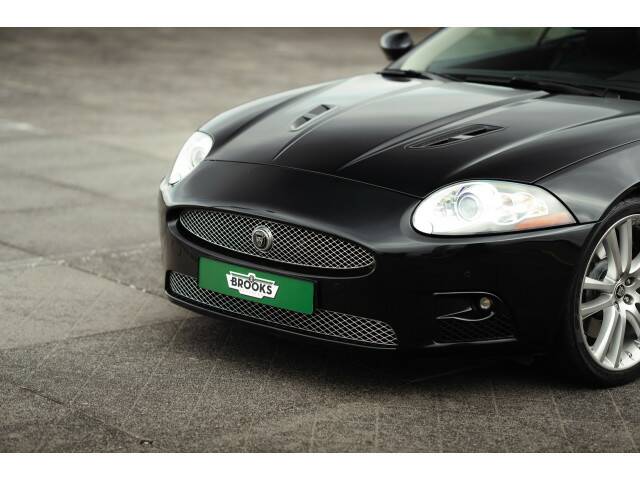 Jaguar XKR