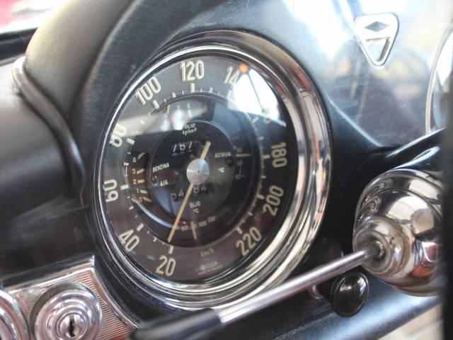 Lancia Flaminia Coupe Pininfarina 3B