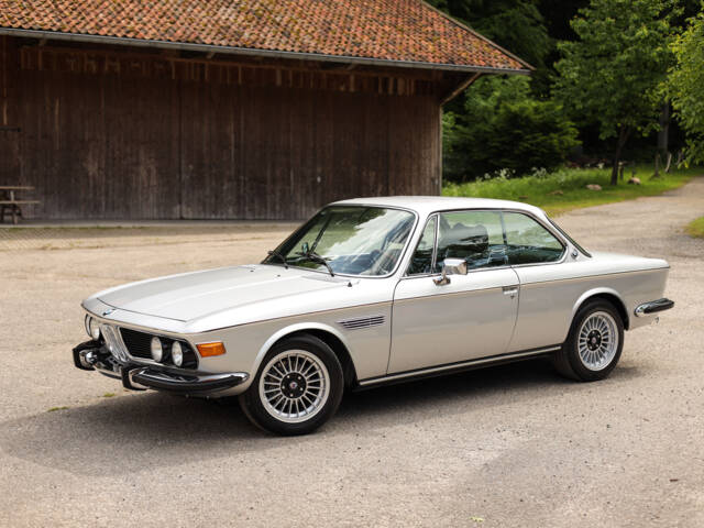 Image 1/95 de BMW 3.0 CSi (1975)