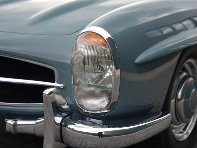 Mercedes-Benz 300 SL Roadster