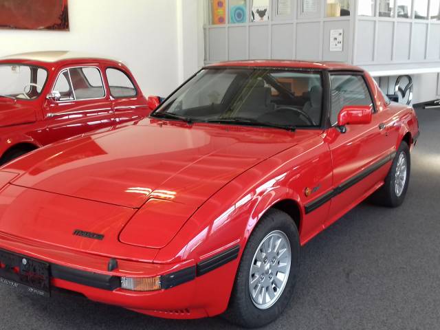 Bild 1/10 von Mazda RX-7 (1984)
