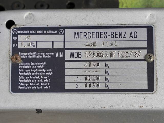 Mercedes-Benz SL 320