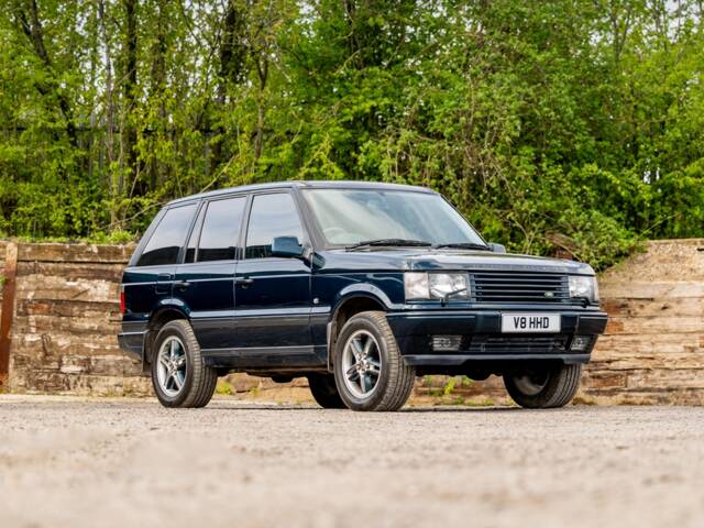 Image 1/31 of Land Rover Range Rover 4.6 HSE (2000)