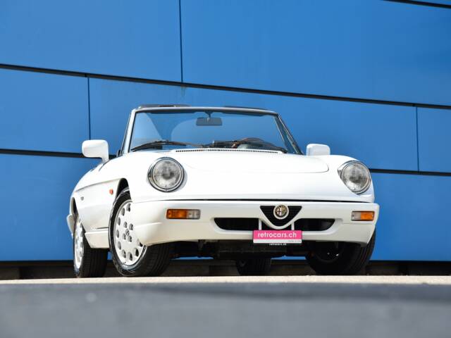 Imagen 1/17 de Alfa Romeo 2.0 Spider (1992)