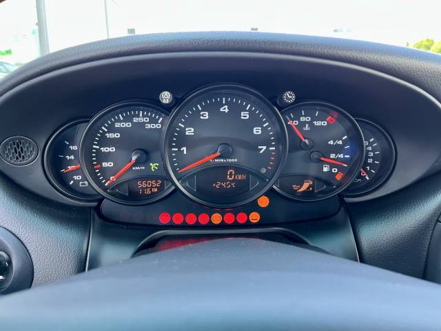 Porsche 911 Carrera