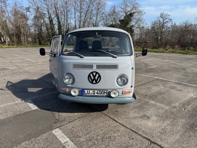 Image 1/16 of Volkswagen T2 a/b (1972)