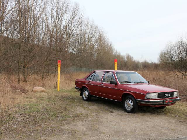 Audi 100