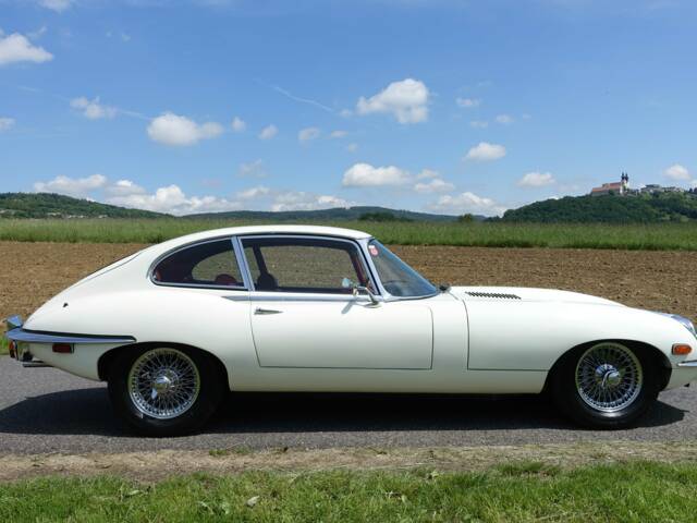 Jaguar XK-E (2+2)