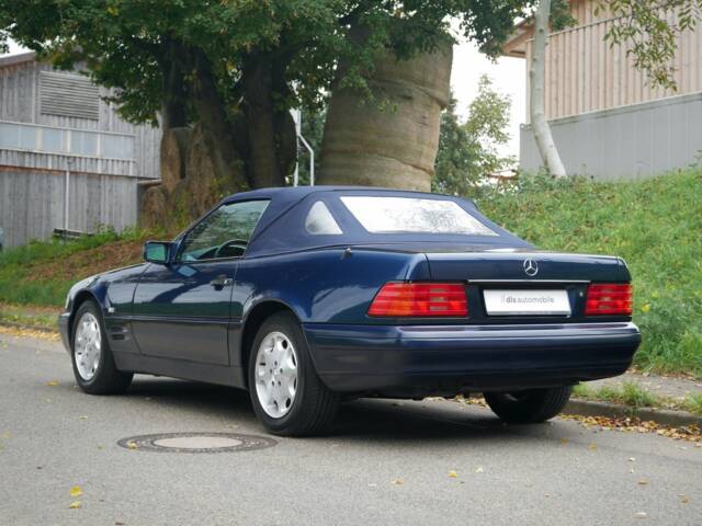 Mercedes-Benz SL 320