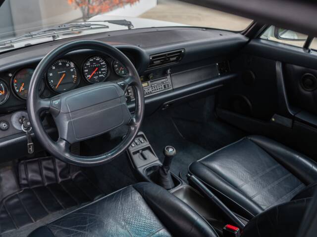 Porsche 911 Carrera 2