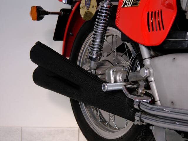 MV Agusta 750 S America