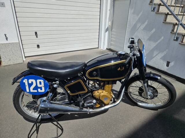 A.J.S. R7 Boy Racer