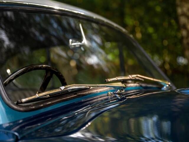 Aston Martin DB 2/4 Mk II