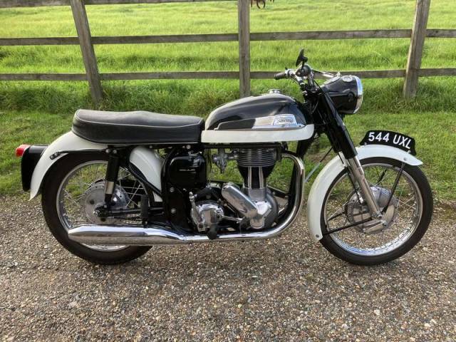 Afbeelding 1/11 van Norton DUMMY (1962)