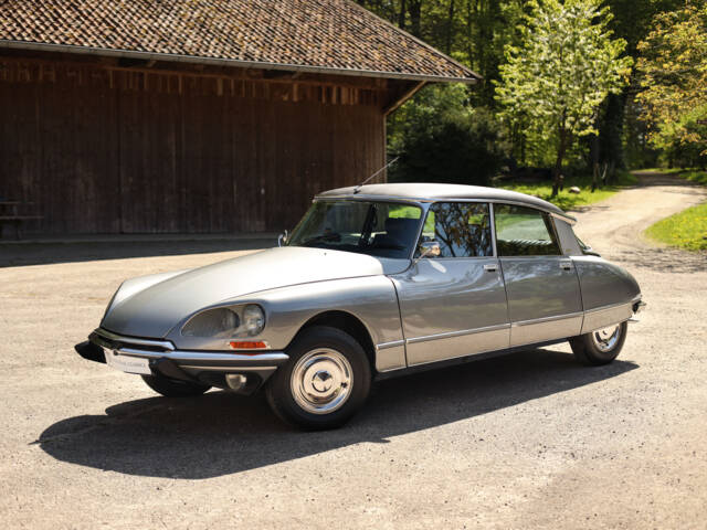 Image 1/98 de Citroën DS 23 (1974)