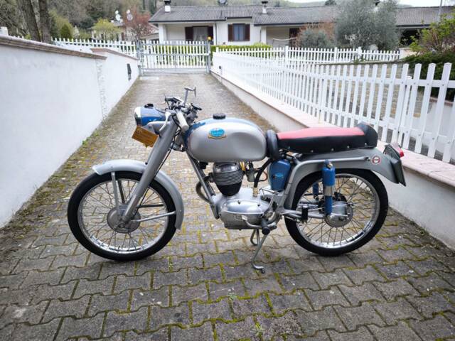 Mondial 125 Champion