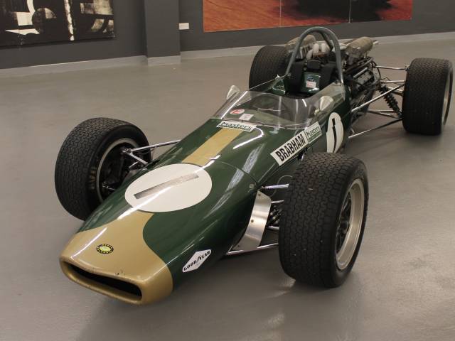 Bild 1/13 von Brabham BT24 (1967)
