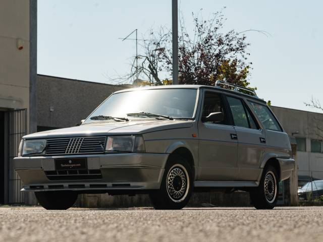 Immagine 1/49 di FIAT Marea Weekend 1.9 TD (1987)
