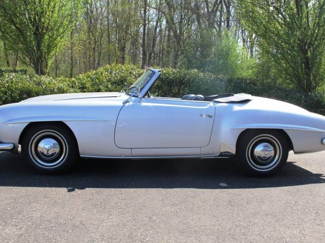 Mercedes-Benz 190 SL - MERCEDES BENZ 190 SL, Foto: (C) Nina Kaimer, Classic & Race Cars Peter Schleifer & Co