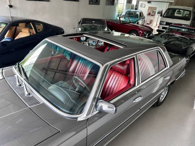 Mercedes-Benz 450 SEL