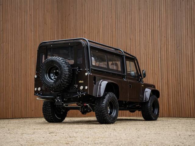 Land Rover 110