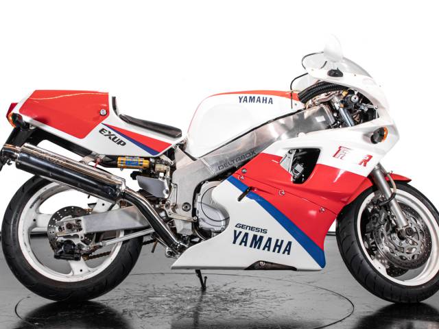 Yamaha FZR 750 R