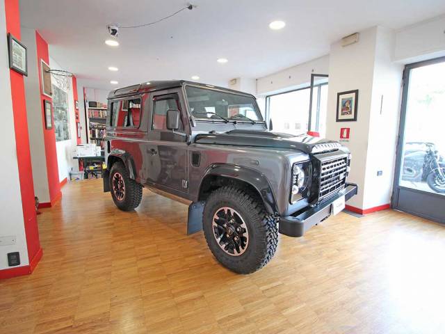 Land Rover Defender 90 Heritage