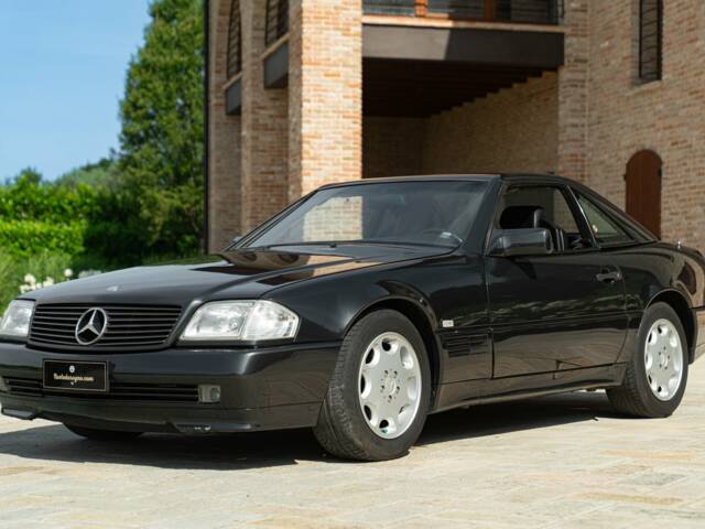 Afbeelding 1/50 van Mercedes-Benz 300 SL (1990)