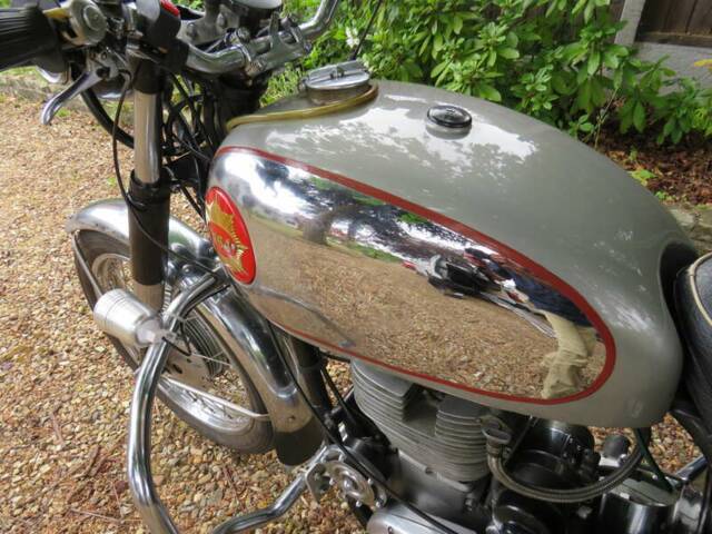 BSA DBD 34 Gold Star