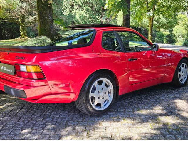 Porsche 944 Turbo