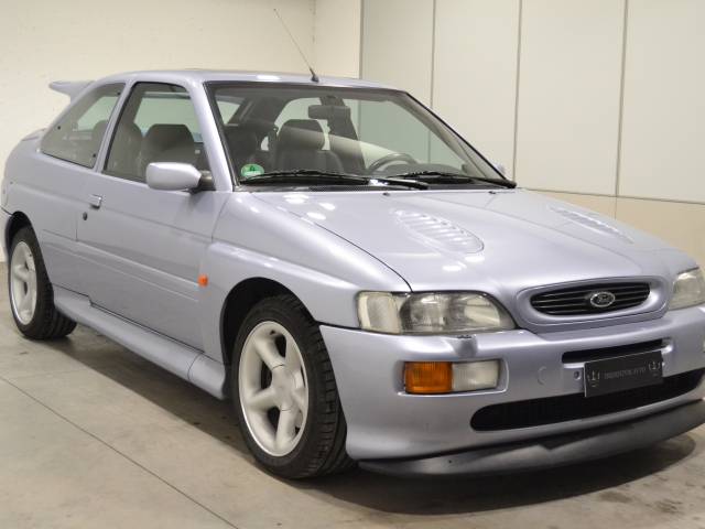 Image 1/28 of Ford Escort RS Cosworth (1995)