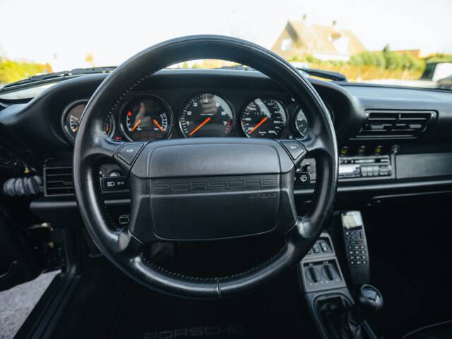 Porsche 911 Carrera 4