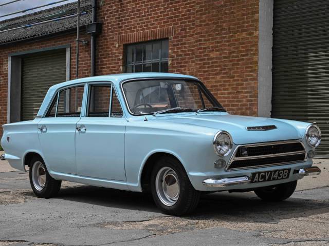 Bild 1/8 von Ford Consul Cortina Deluxe (1964)