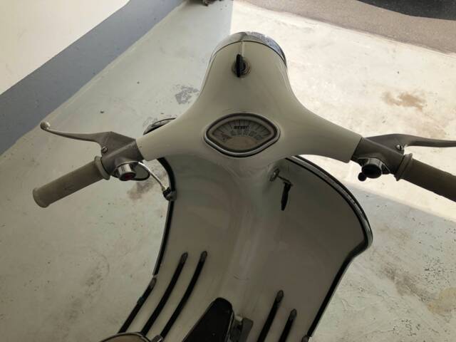 Piaggio Vespa 160 GS