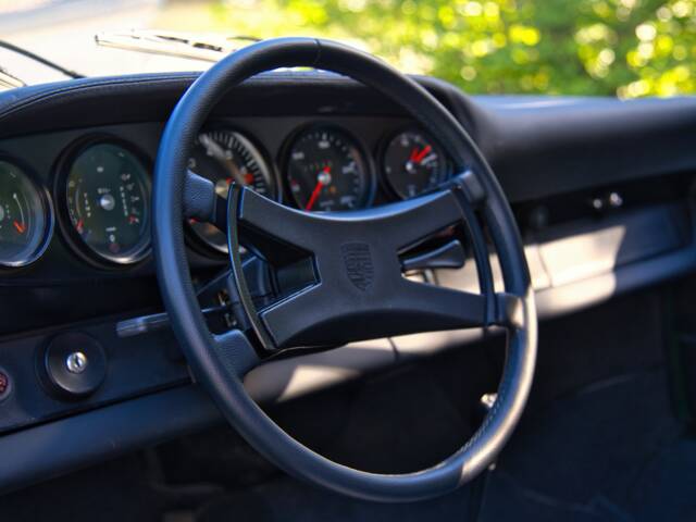 Porsche 911 2.4 T