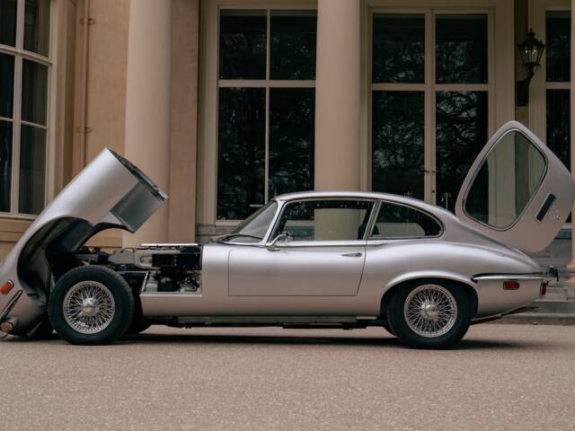 Jaguar E-Type V12 (2+2)